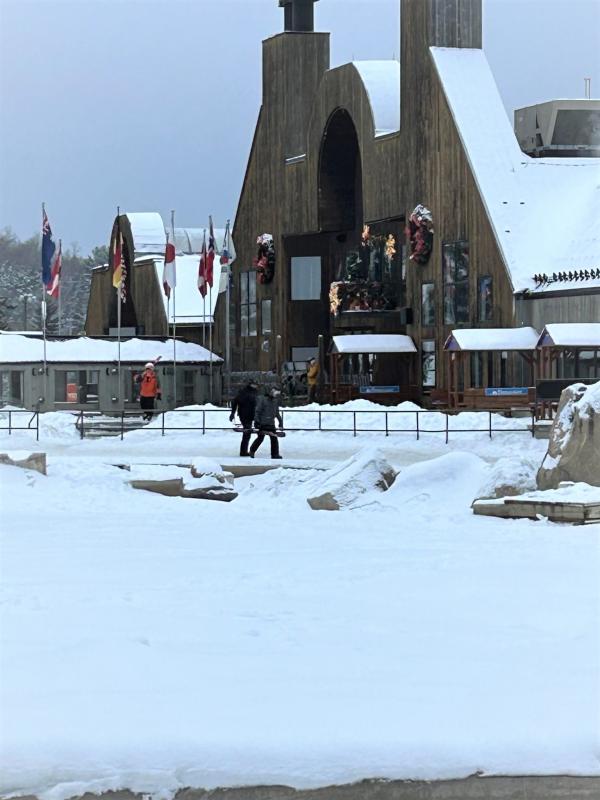 Sommet Saint-Sauveur - Conditions de glisse magnifiques