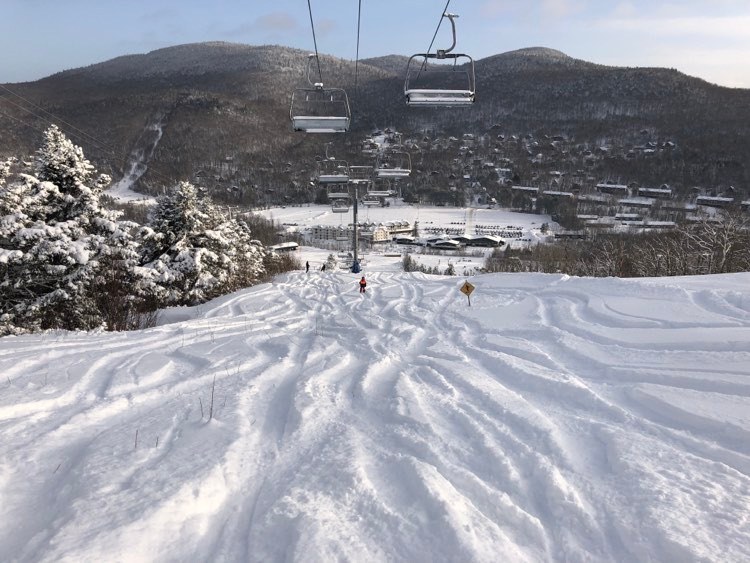 Station touristique Stoneham - Des opérations réduites et des grands vents en ce 26 décembre