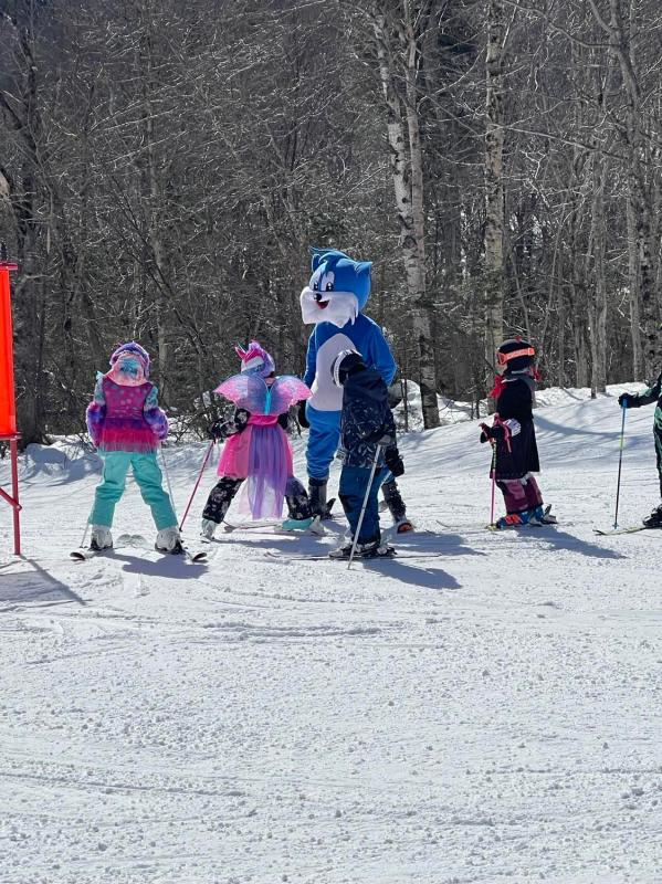 Station touristique Stoneham - Soleil, barbecue, musique et ambiance...